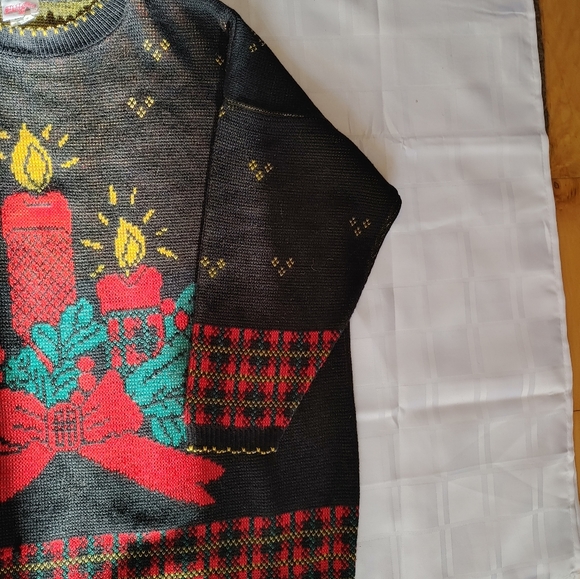 Vintage Holiday Time Christmas Sweater Extra Large or Oversized for any body. - Picture 4 of 7